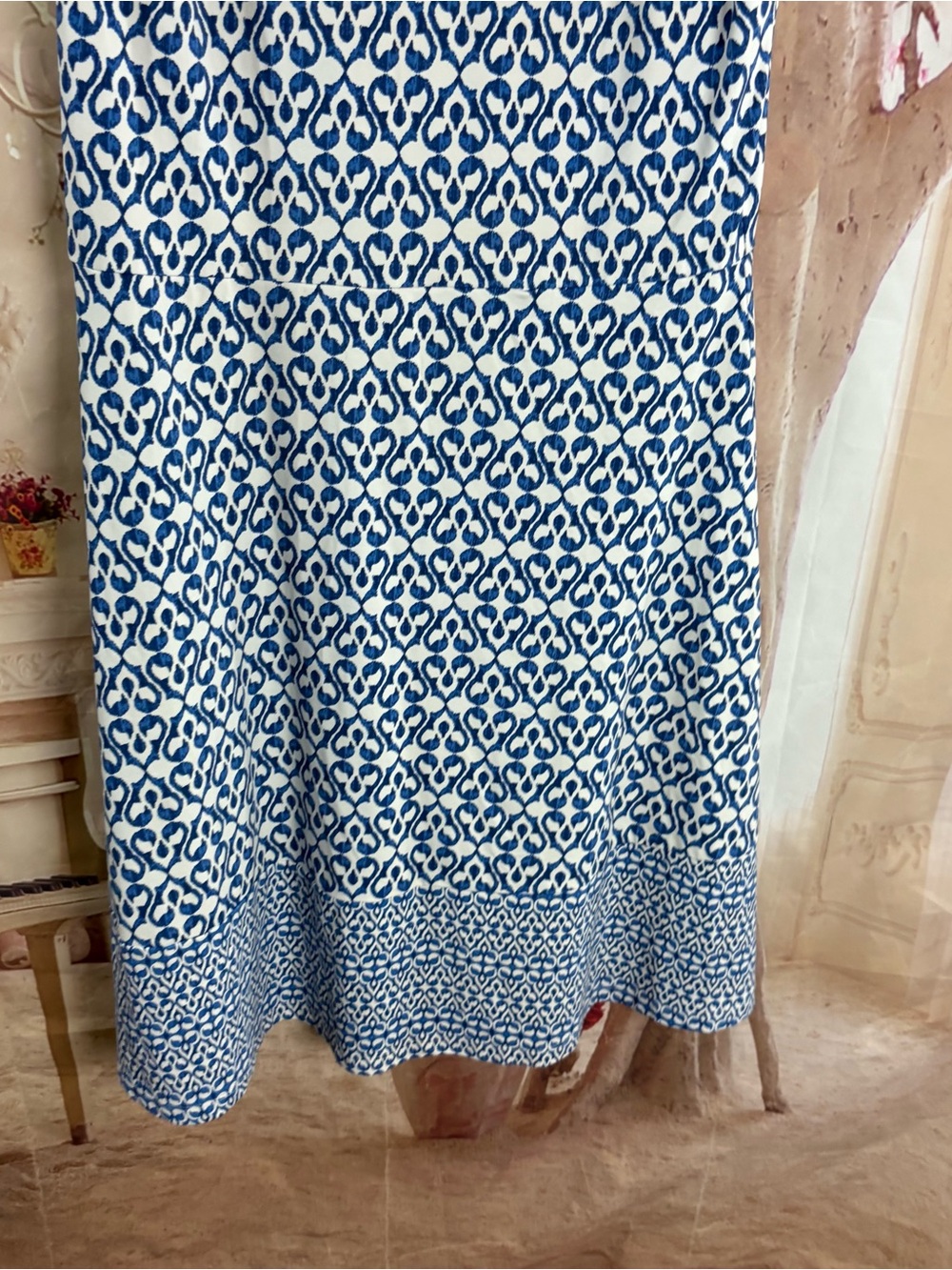 J. McLaughlin Navy and White Printed Sleeveless Midi Dress - Picture 4 of 9